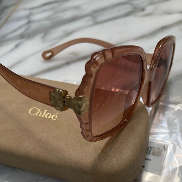 CHLOE SCALLOPED NUDE PINK TRANSPARENT SQUARE SUNGLASSES SUN  HEART MOTIF HINGES - Picture 6 of 16